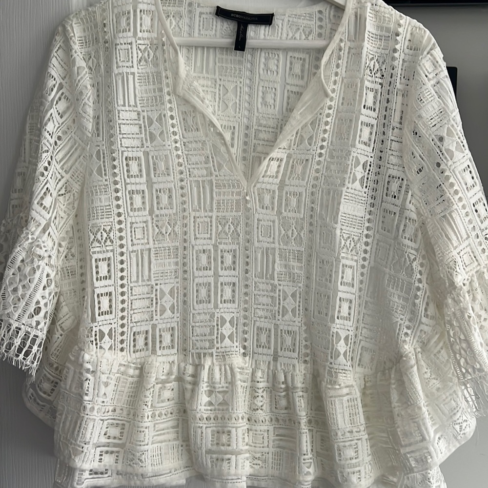 Bcbgmaxazria blouse